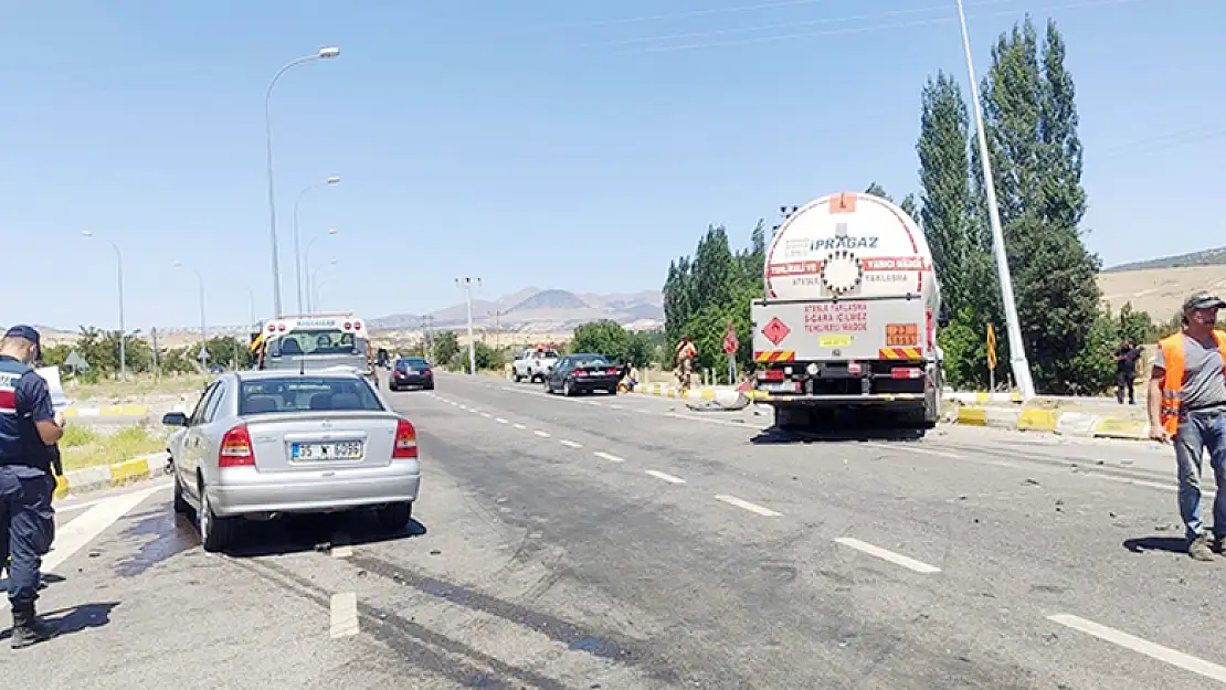 Konya'nın Seydişehir ilçesinde LPG tankeri ile otomobil çarpıştı