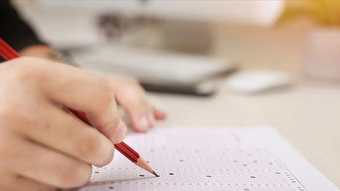 Üniversite adaylarına 'iyi meslek yoktur, meslekte iyi olmak vardır' hatırlatması