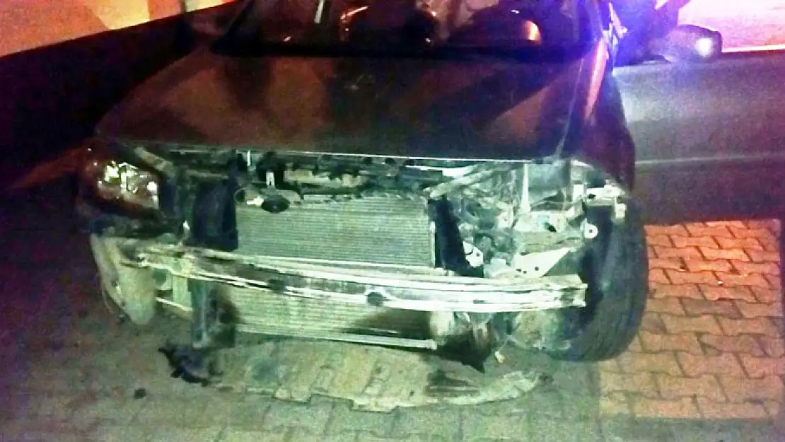 Konya'da otomobiller çarpıştı: 1 yaralı