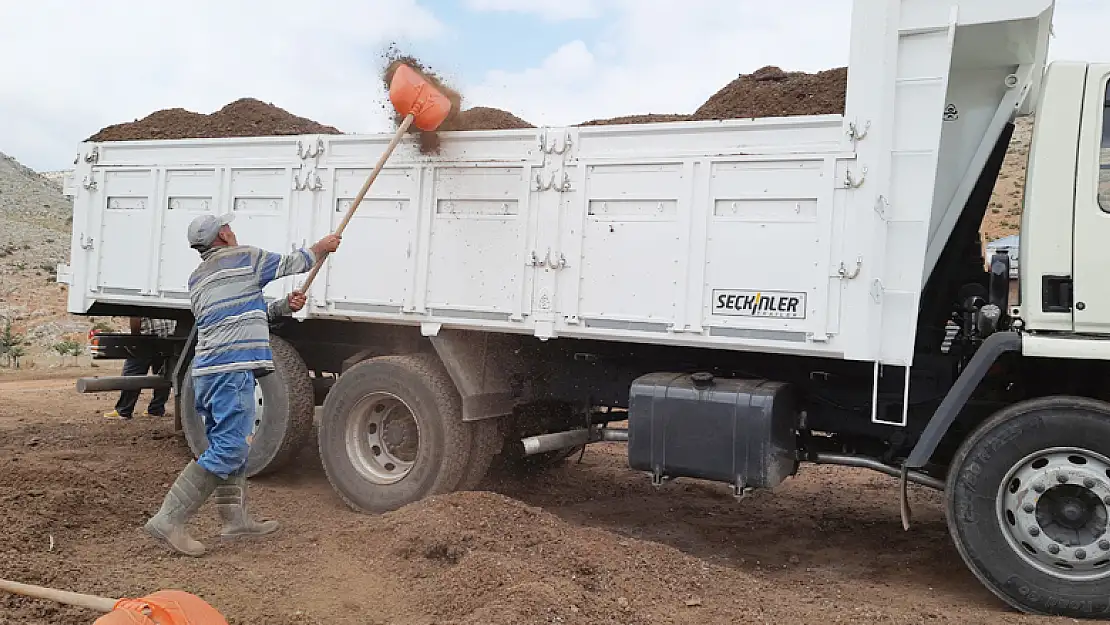 Muz üreticileri gübreyi, Bozkır'dan tedarik ediyor