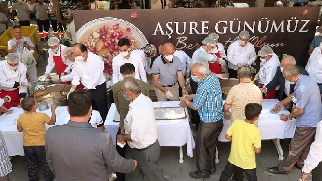 Konya'da Aşure Geleneği Yaşatılıyor