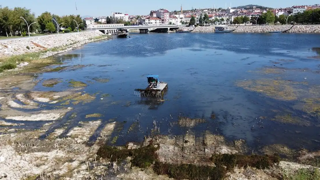 Beyşehir Gölü'ndeki kuraklık korkutuyor