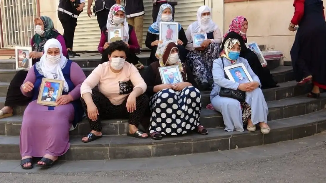 Ailelerin HDP önündeki direnişi devam ediyor