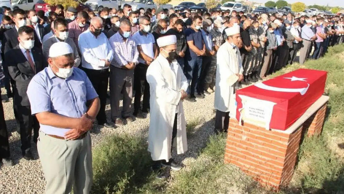 Konya'da Kazada hayatını kaybeden er Karaman'da toprağa verildi