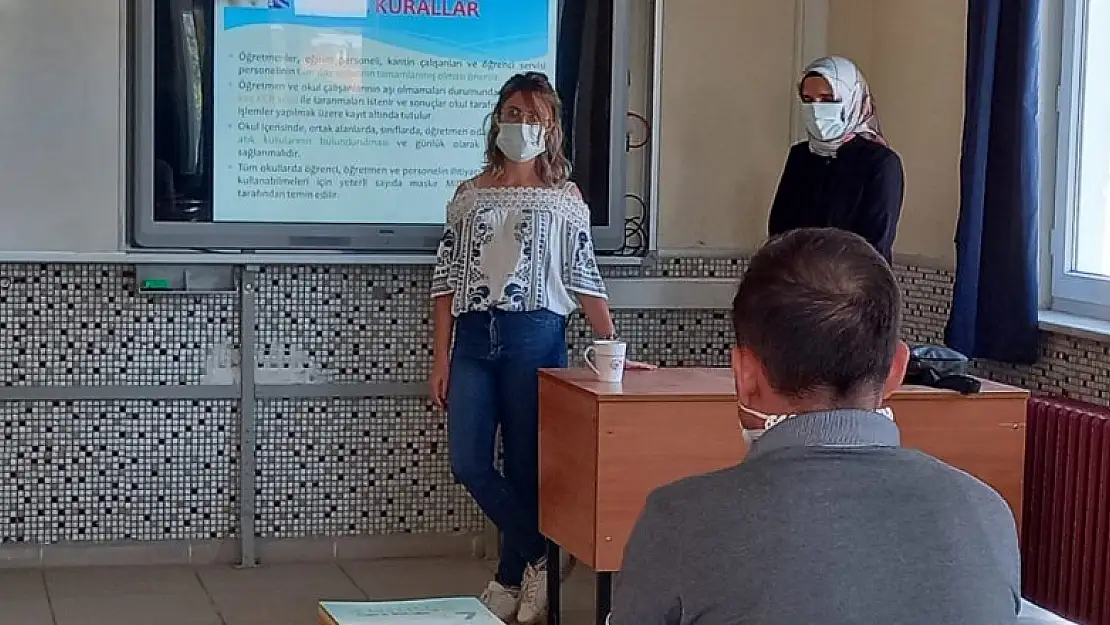 Yunak'ta Salgın Hastalık Psikoeğitim Seminerleri