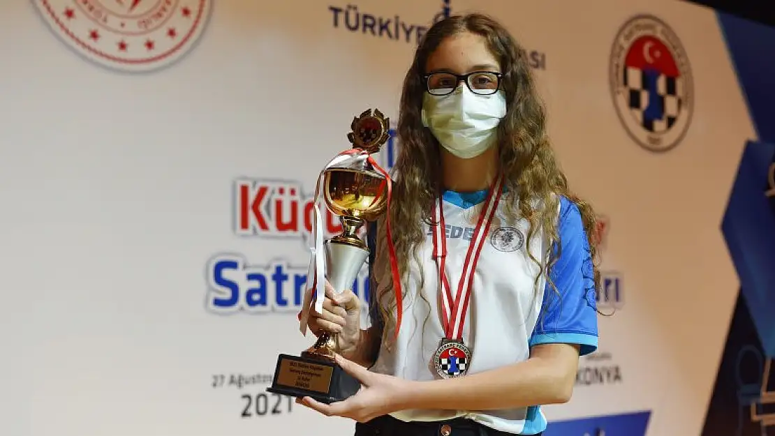 Türkiye Satranç Şampiyonası'nda  Selçuklu Belediyespor'dan İkincilik