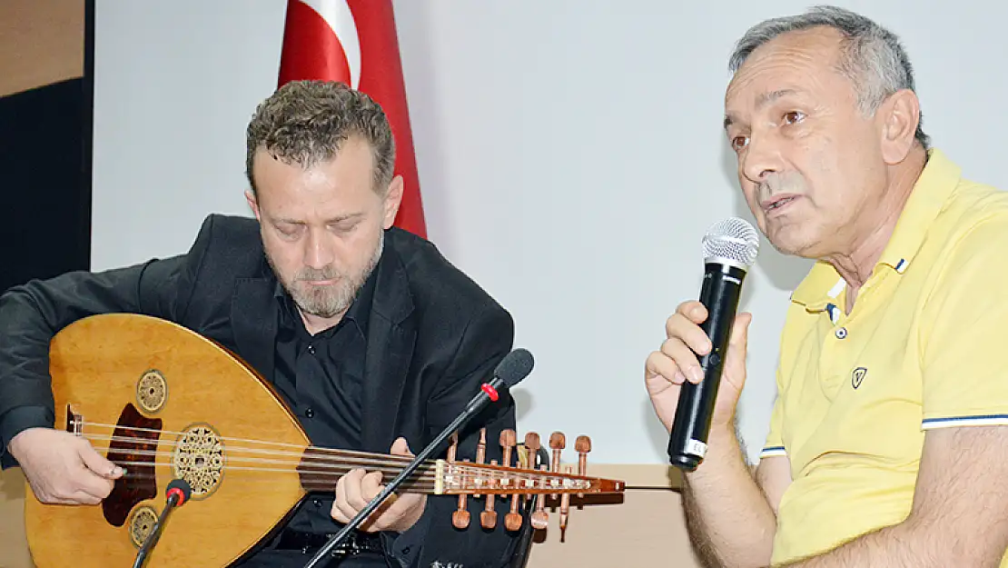 Âşık Ahmet Özdemir, ilahî, şarkı ve türkülerle anıldı