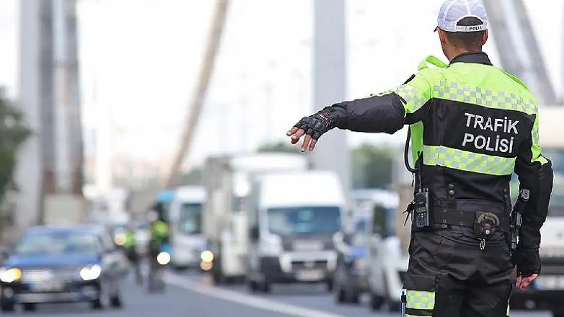 Yeni trafik cezaları cep yakacak