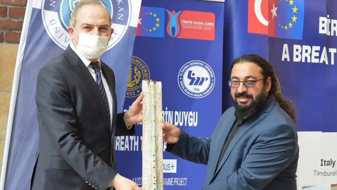 Konya'da 'Geleneksel Türk Harp Sanatları Araştırma Atölyesi' açıldı