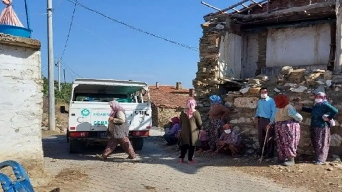 Yıllar sonra baba evine dönen kadın babasını öldürdü