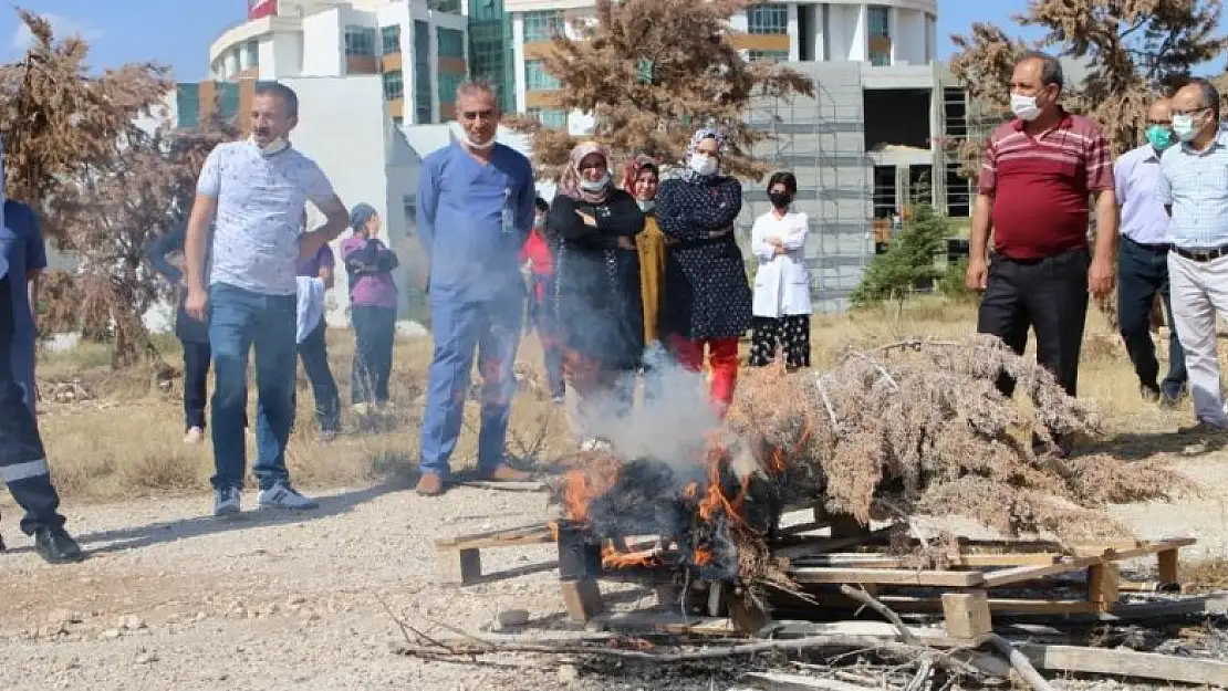 Karaman'da hastane personeline yangın söndürme eğitimi verildi