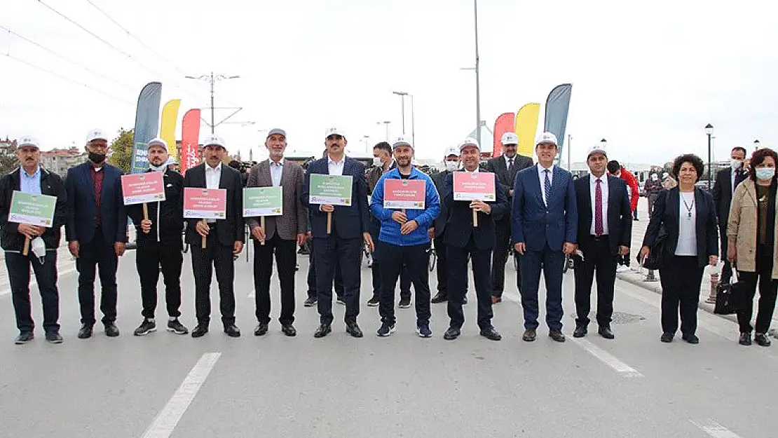 Konya'da 'Sürdürülebilir Ulaşım Farkındalık' korteji düzenlendi