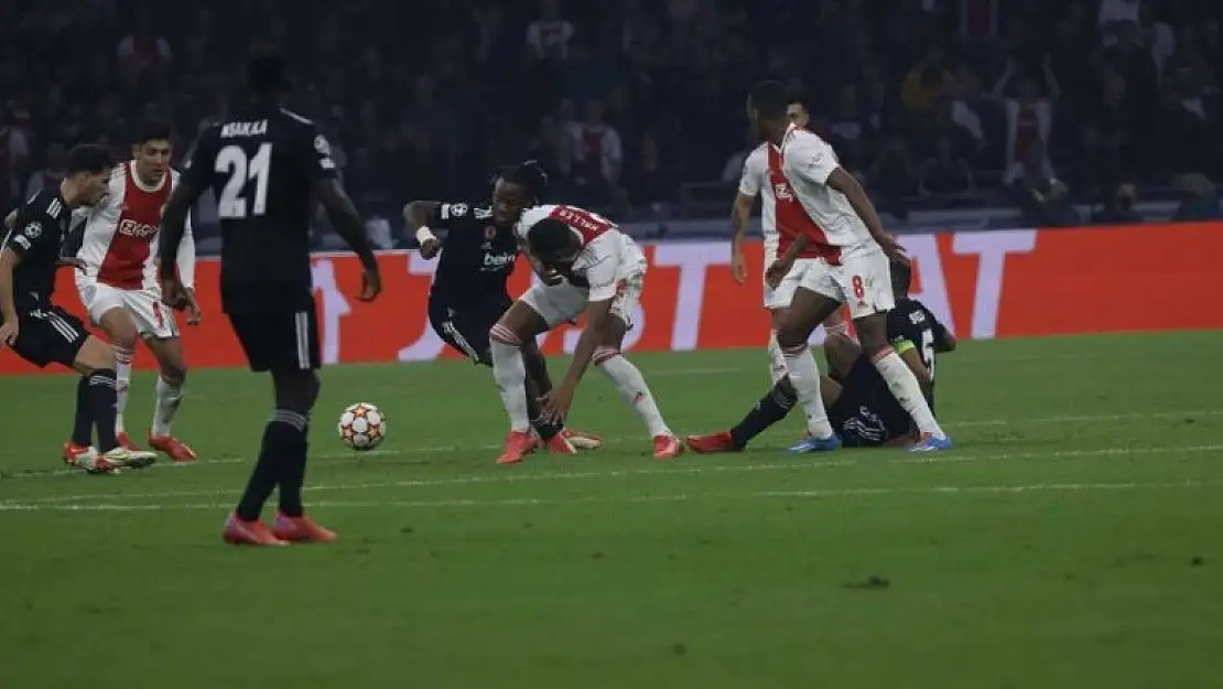 UEFA Şampiyonlar Ligi: Ajax: 2 - Beşiktaş: 0 (Maç sonucu)