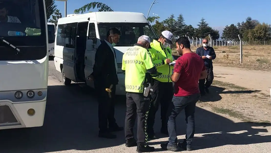 Beyşehir'de okul servis araçları denetlendi