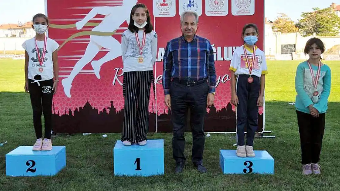 3. Zekai Baloğlu Atletizm Yarışması çekişmeli ve heyecanlı geçti