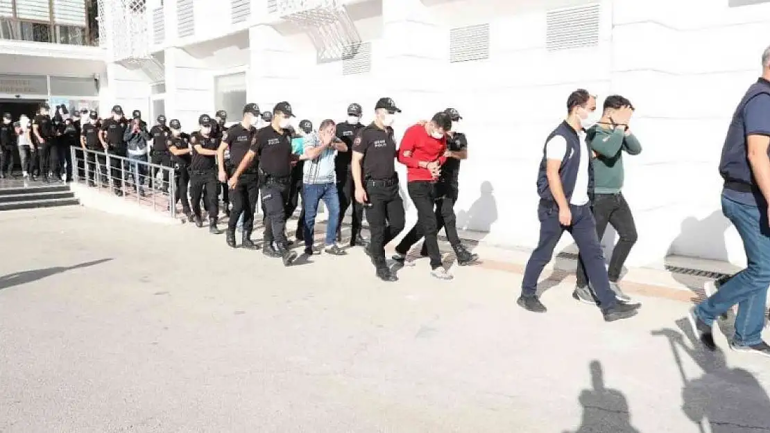 Mersin'de fuhuş operasyonu: 14 gözaltı