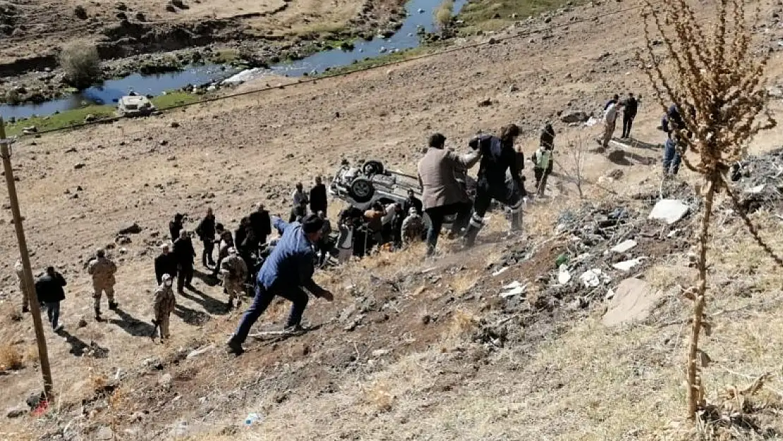 Bingöl'de feci kaza: 3 ölü, 2 yaralı