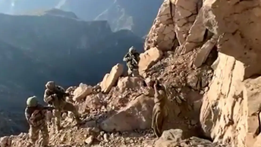 4 PKK'lı teslim alındı