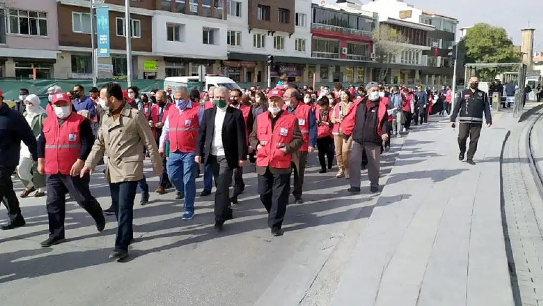 Konya'da Kızılay Haftası kutlanıyor