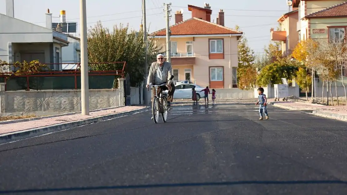 Alakova'da sokaklar sıcak asfaltla buluştu