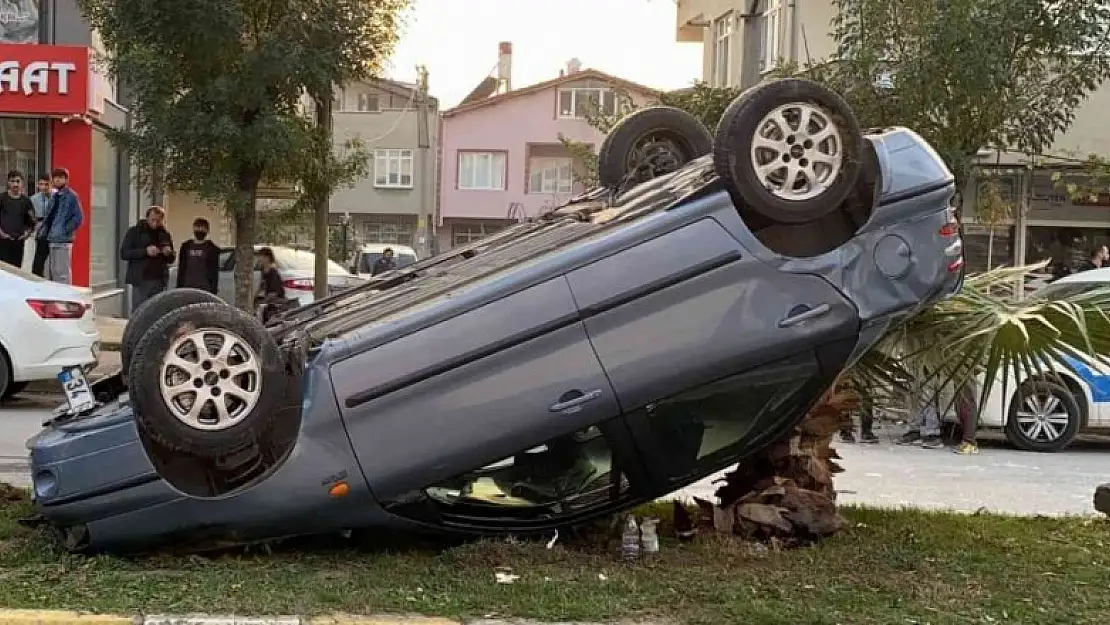 Alkollü sürücünün kullandığı otomobil böyle takla attı