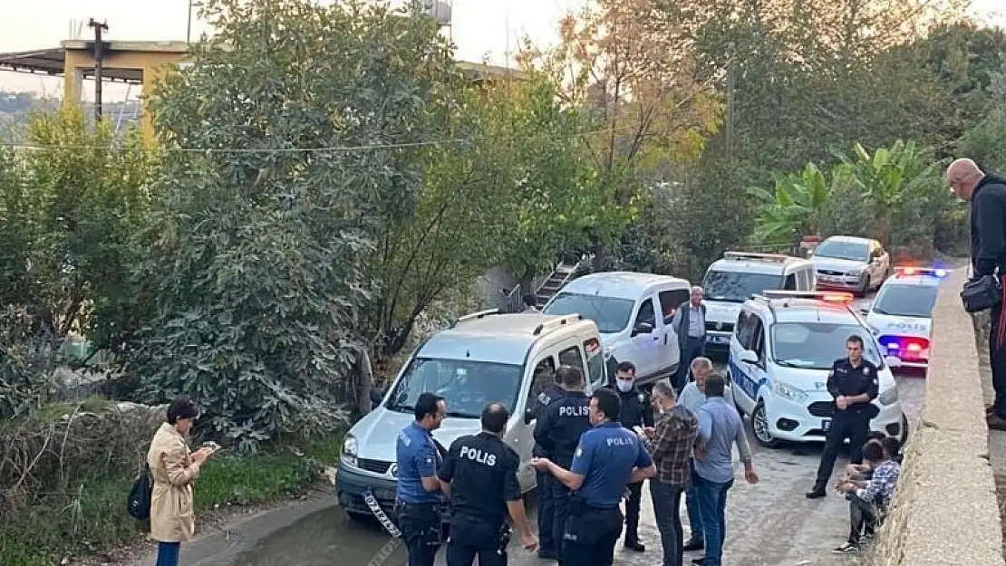 Çalıntı araçla polisten kaçmaya çalışan alkollü ve ehliyetsiz gençler yakalandı