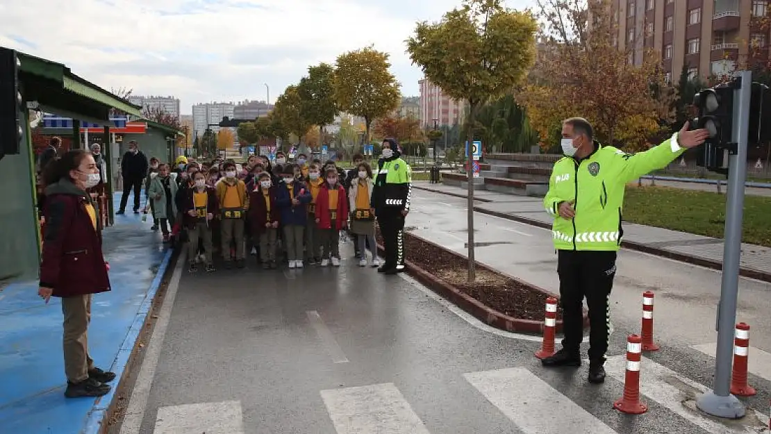 Trafik Eğitim Parkı'nda eğitimler devam ediyor