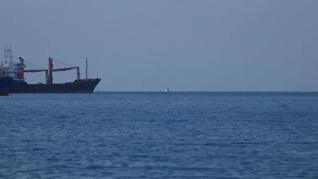 İskenderun Körfezi'nde dinamit yüklü konteyner denize düştü