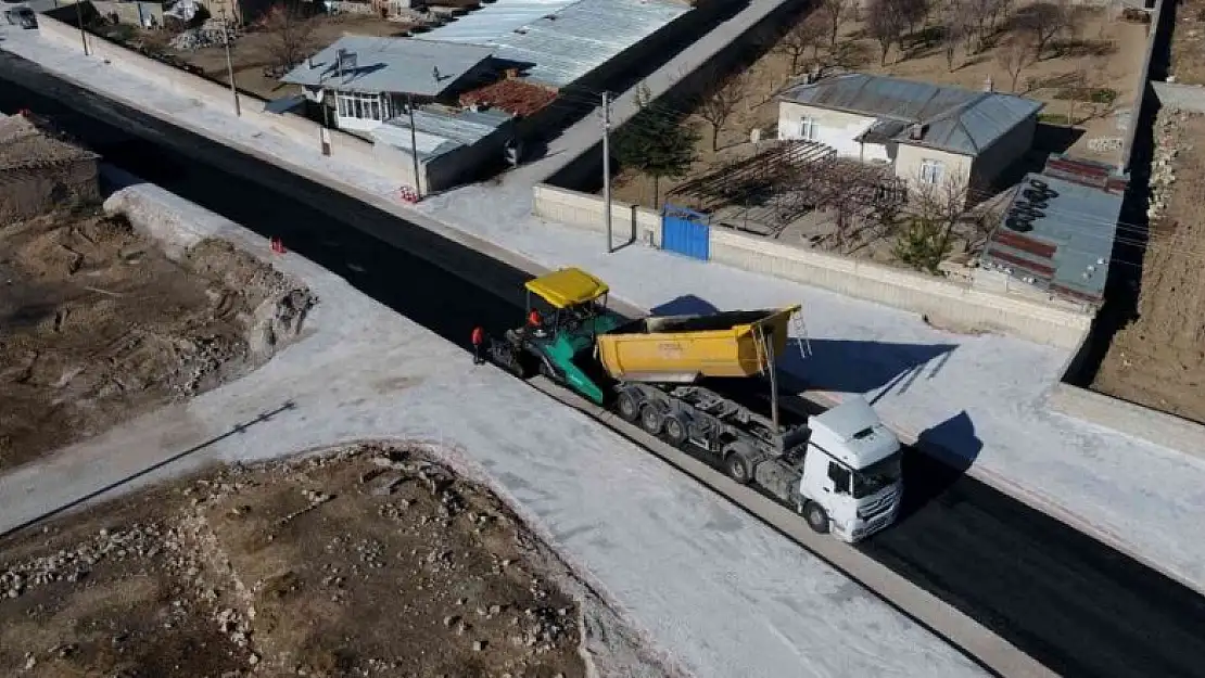 Selçuklu'da asfalt çalışmaları sürüyor