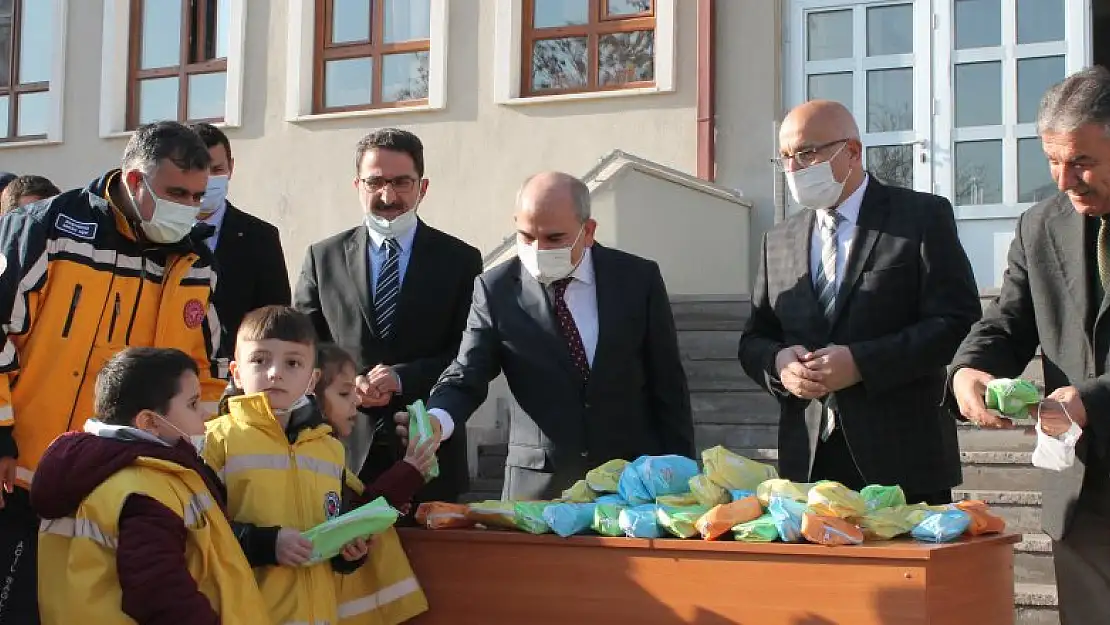 Konya'da Acil Sağlık Haftası kapsamında öğrenciler bilgilendirildi