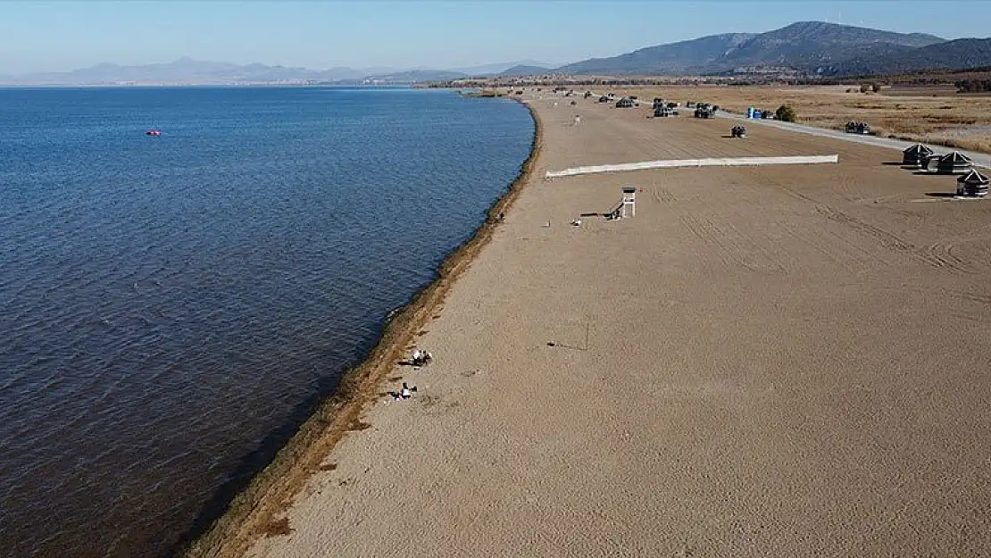 Karaburun Plajı'nda karavan ve çadır kamp alanı oluşturulacak