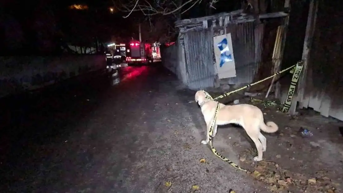 Babası uyurken evi ateşe verdi