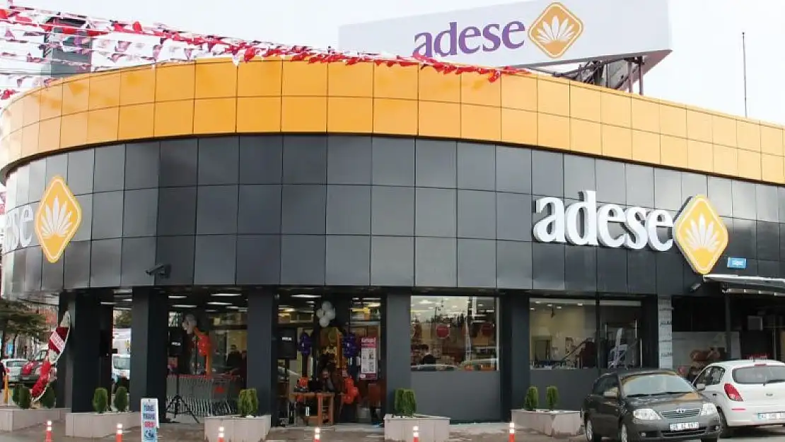 Adese tapularını geri alıyor