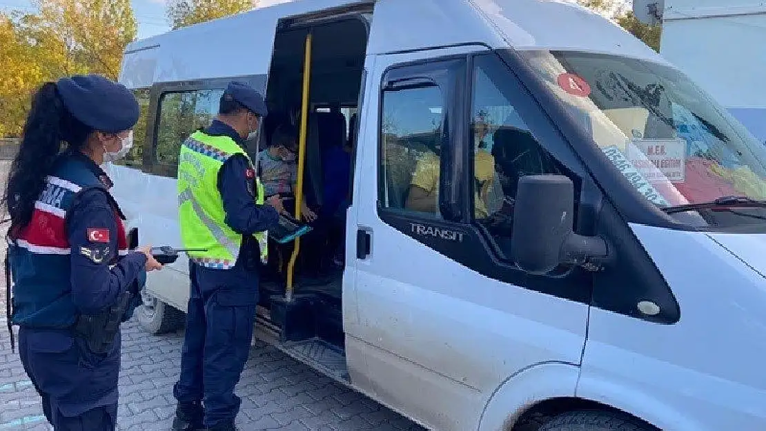 Okul çevreleri ve servis araçlarında denetim: 32 şahıs yakalandı