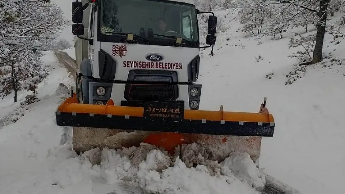 Seydişehir kırsal mahallelerinde kar mesaisi devam ediyor