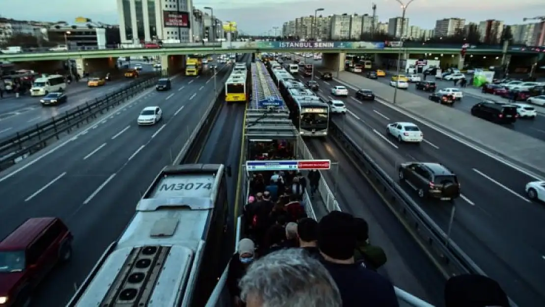 İstanbul'da toplu taşımaya büyük zam!