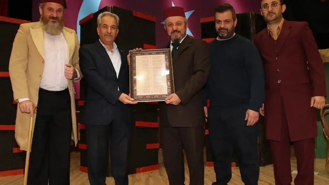 Akşehir'de Milli Şair Mehmet Akif Ersoy tiyatro oyunu