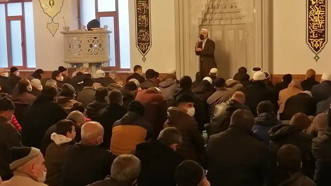 Beyşehir'de 'ailece camide, milletçe duadayız' sabah buluşması