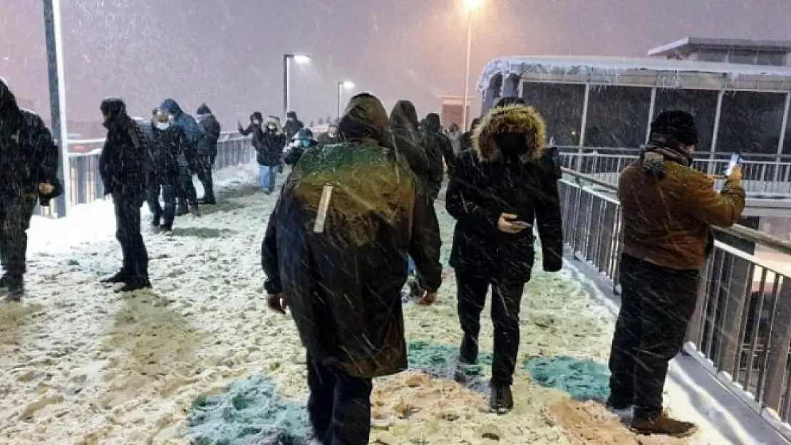 Bakan Karaismailoğlu duyurdu: Bu gece ve yarın ücretsiz olacak!