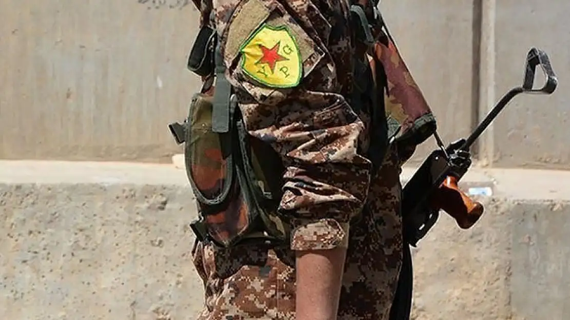 YPG/PKK, Suriye'de silahlı kadrosuna katmak için bir çocuğu daha ailesinden kopardı