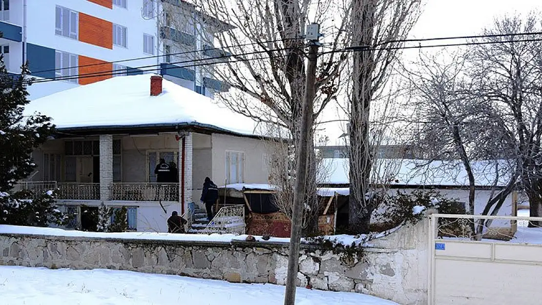 Kulu'da gurbetçi ailenin evine hırsız dadandı