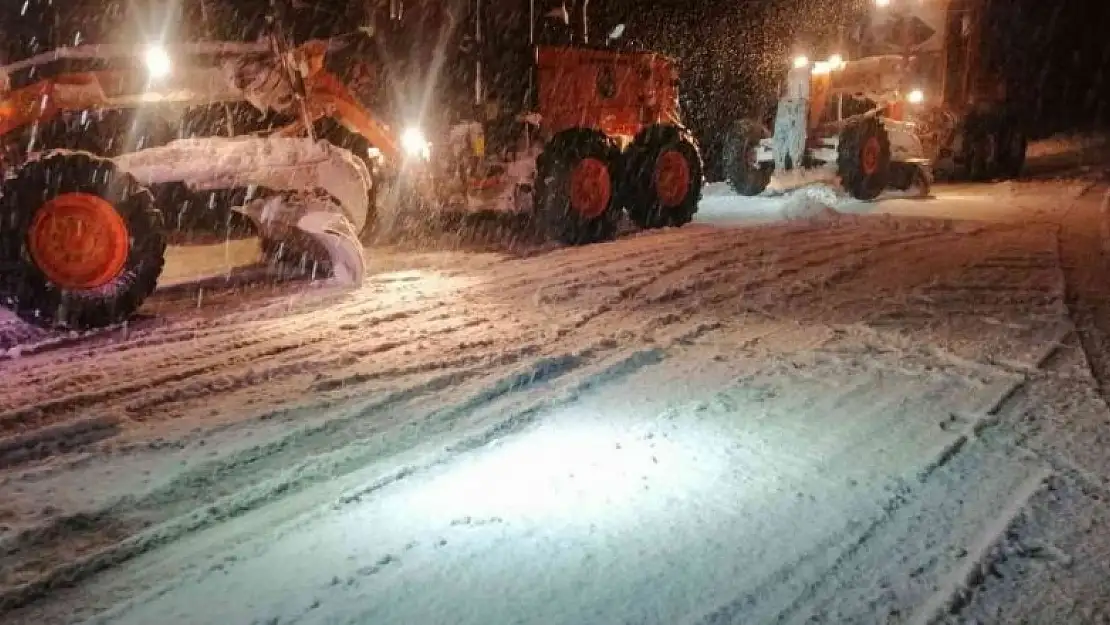 Antalya-Konya karayolu tırlar hariç araç trafiğine açıldı