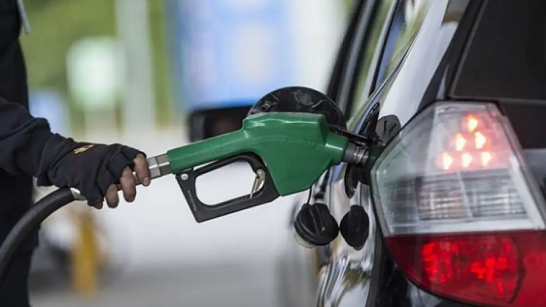 Petrol fiyatları için korkutan açıklama: Bütün dünyaya zam yağacak