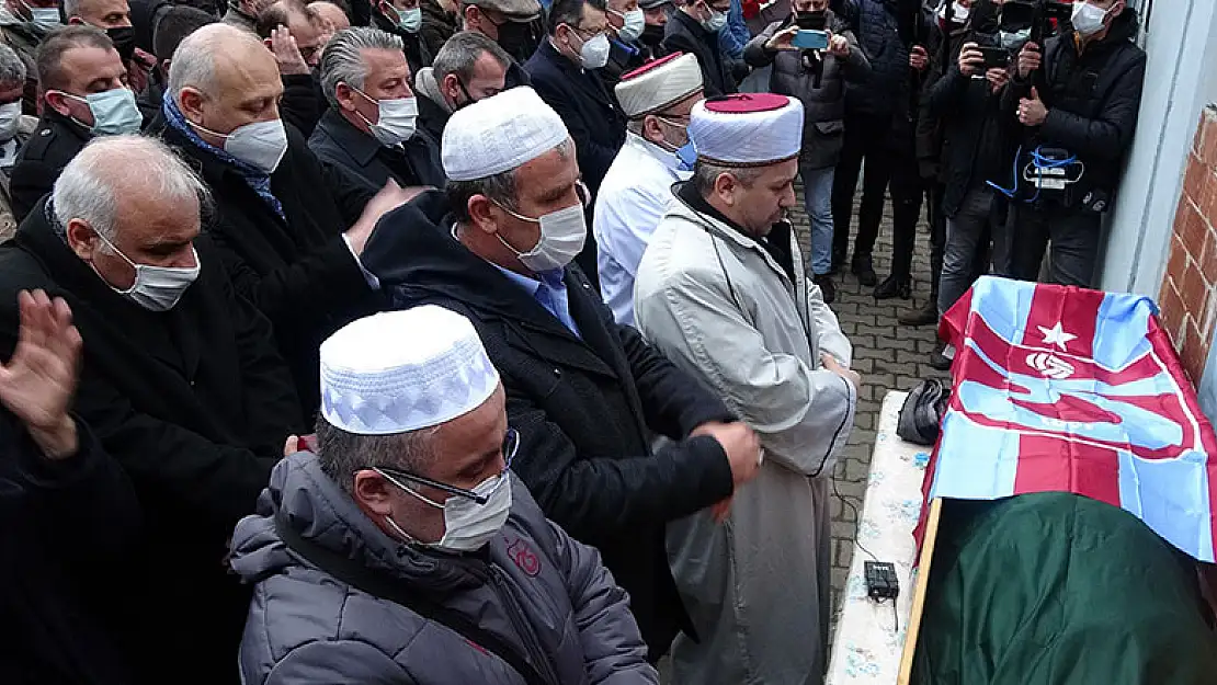 Maçta kalp krizi geçirerek hayatını kaybeden taraftar son yolculuğuna uğurlandı