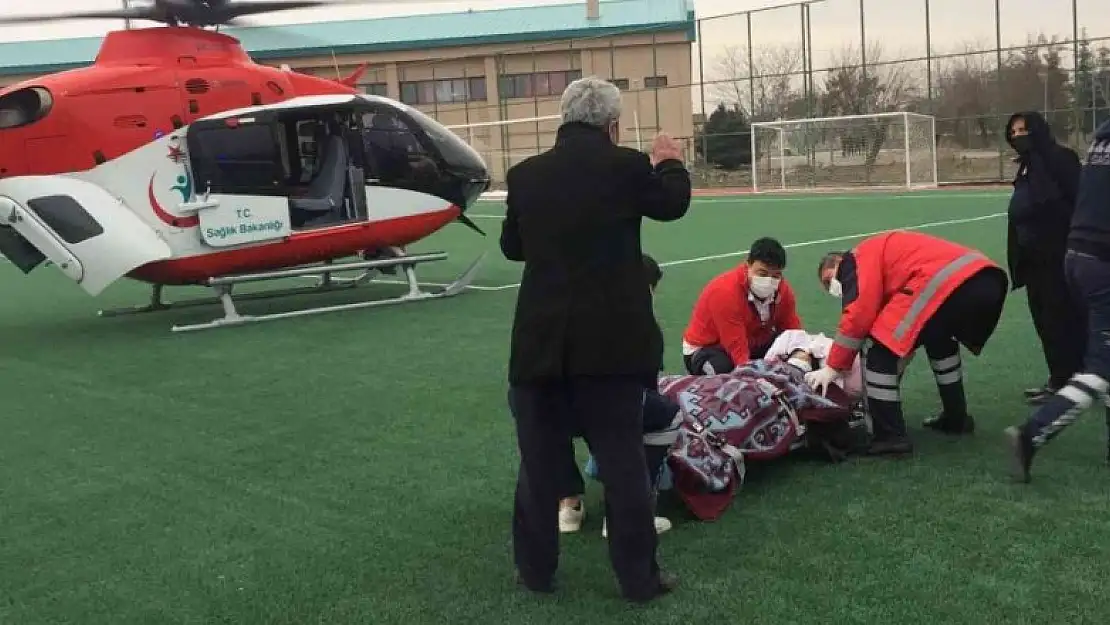 Kalp krizi geçiren yaşlı kadın hava ambulansla Konya'ya sevk edildi