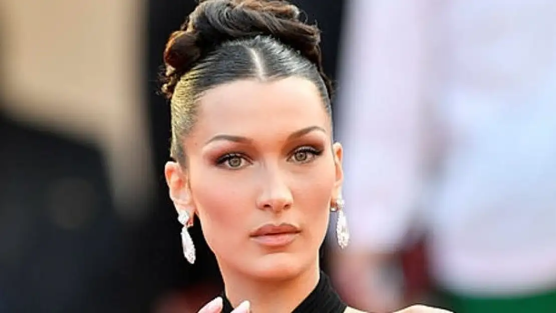 Başörtülü öğrenciye çirkin saldırı! Bella Hadid sessiz kalmadı, çok sert tepki gösterdi