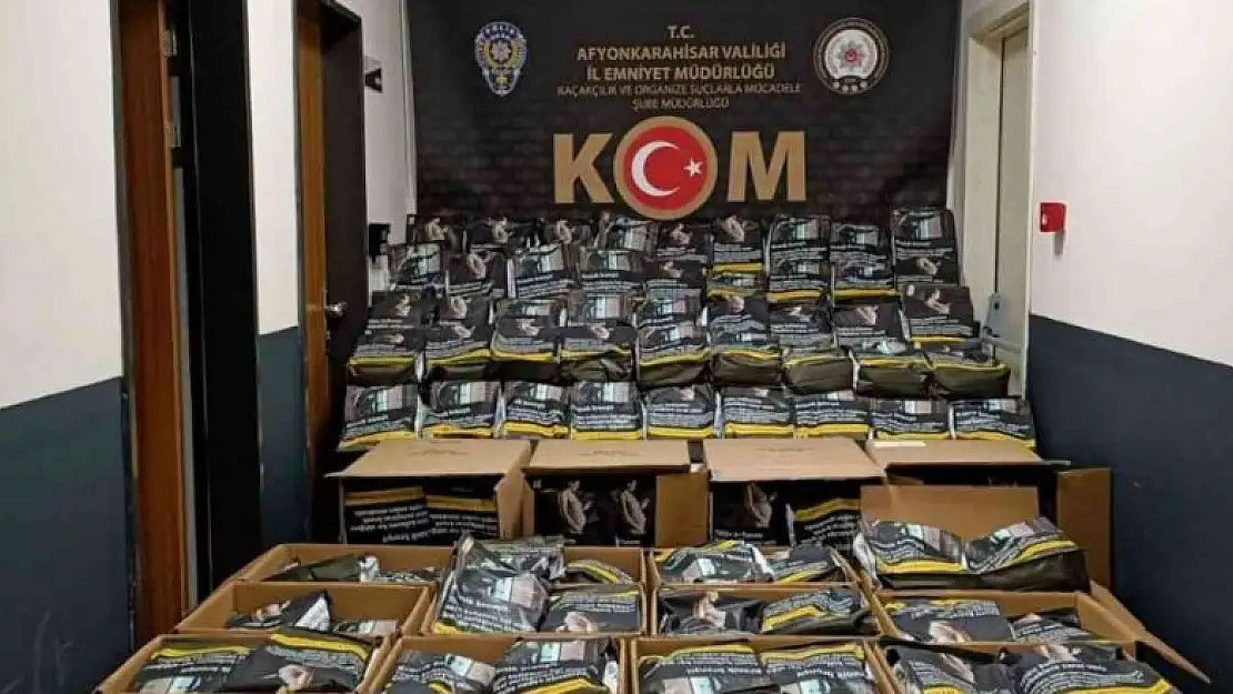 Polis operasyonunda 10 bin adet kaçak makaron ile tütün ele geçirildi