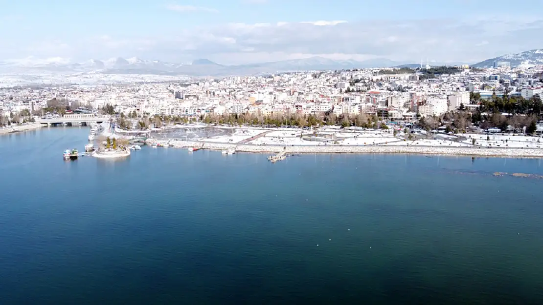 Muslu Barajı, Beyşehir Gölü'ne ve çevresindeki tarım arazilerine hayat veriyor