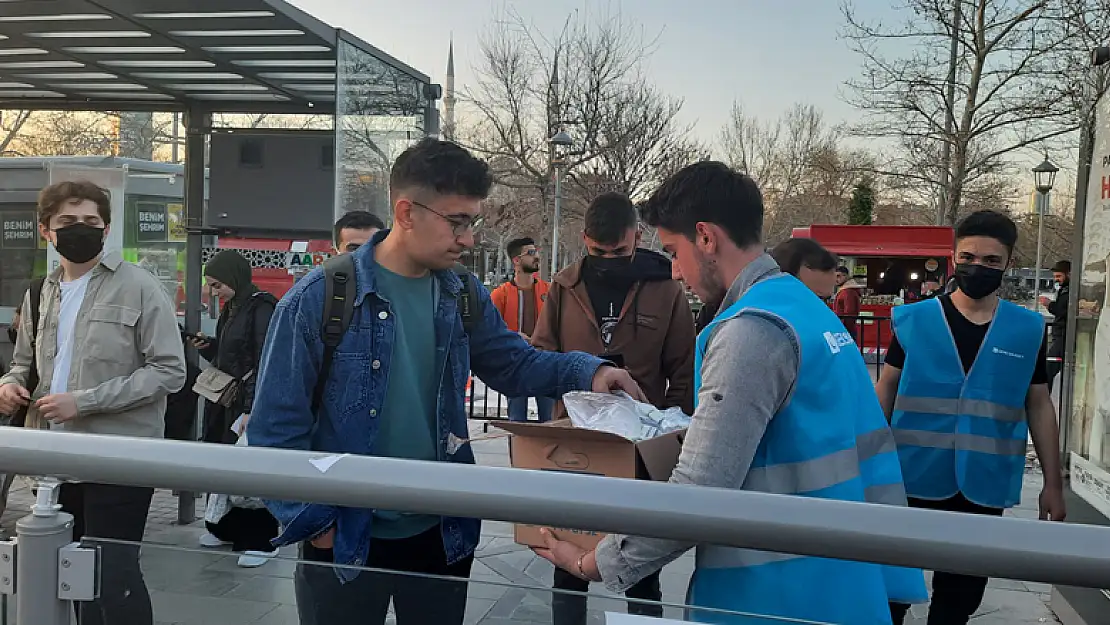 Genç Saadet Meram'dan yoğun Ramazan temposu