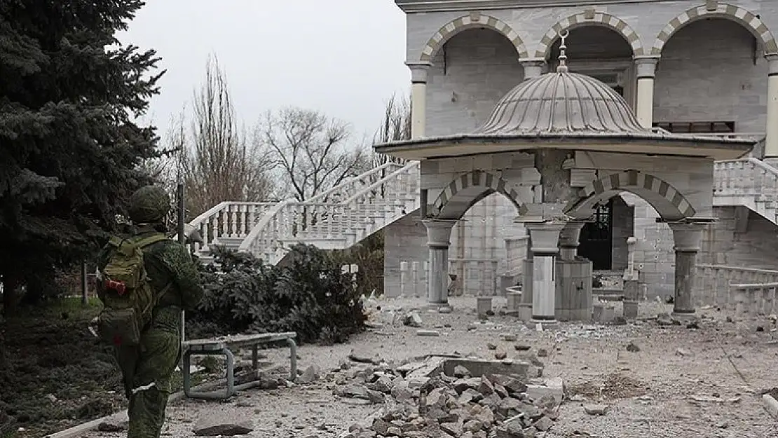 Mariupol'deki Türk camisinin bazı bölümleri çatışmalarda hasar gördü